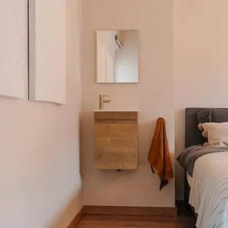 Tienne D'anvers Apartment *